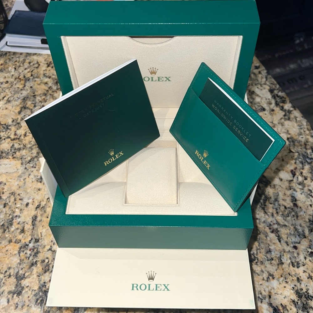 Rolex Oyster Perpetual Box excellent condition